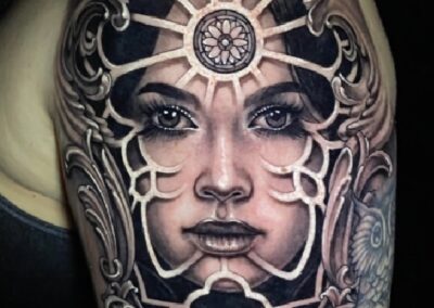 Nikki Simpson, Tattoo artist